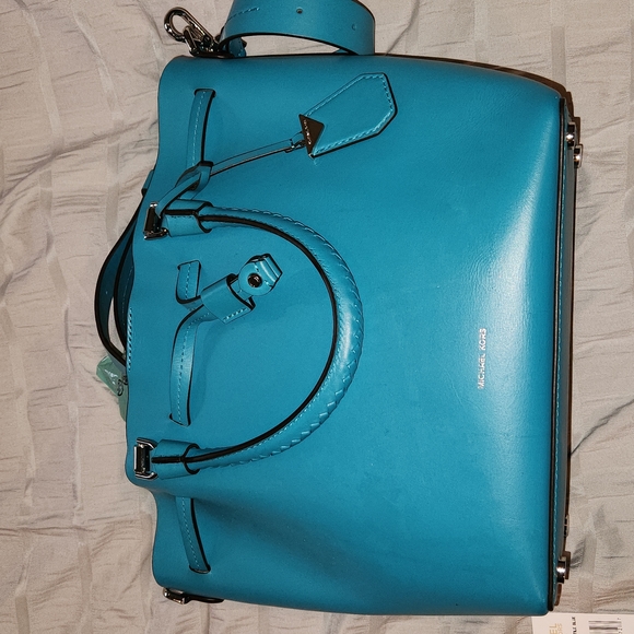 MICHAEL KORS BLAKELY- TEAL BLUE HANDBAG- NWTags. 💙 - Picture 2 of 8